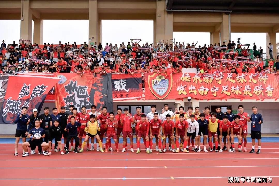 德州扑克规则-利物浦球员感谢球迷支持,打入重要进球场